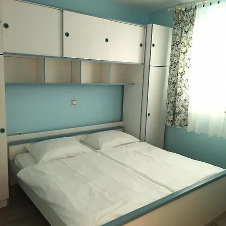 In With Sea View, Terrace, Washing Machine, Dishwasher 593-1 Apartment Lopar