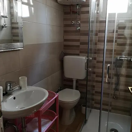 In With Sea View, Terrace, Washing Machine, Dishwasher 593-1 Apartmán *