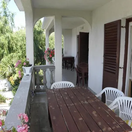 In With Sea View, Terrace, Washing Machine, Dishwasher 593-1 Lopar