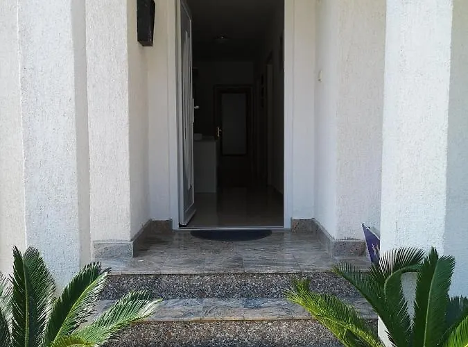 In With Sea View, Terrace, Washing Machine, Dishwasher 593-1 * Lopar