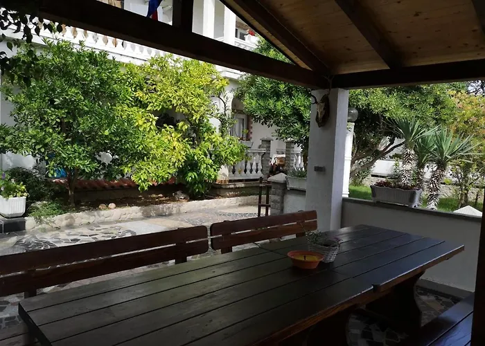 In With Sea View, Terrace, Washing Machine, Dishwasher 593-1 Apartament *